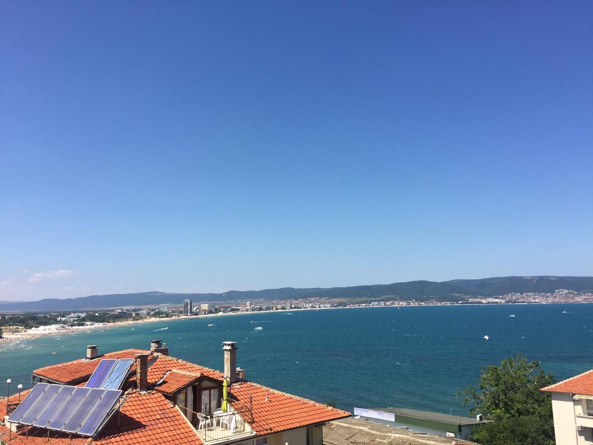 Family Hotel Selena Nesebar Bagian luar foto